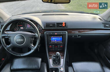 Седан Audi A4 2001 в 