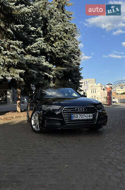 Седан Audi A4 2019 в 