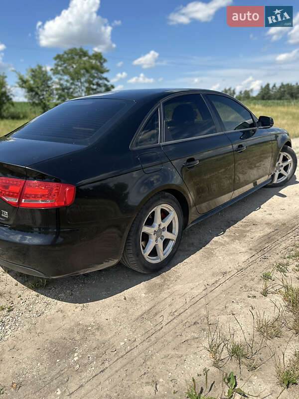 Седан Audi A4 2011 в Кременці