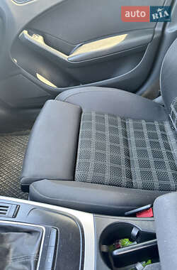 Седан Audi A4 2011 в 