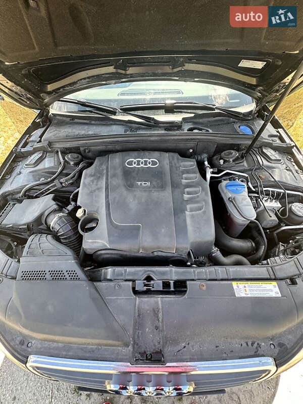 Седан Audi A4 2011 в Кременці