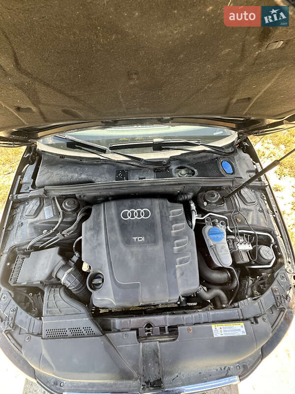 Седан Audi A4 2011 в Кременці