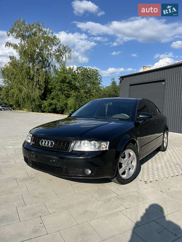 Седан Audi A4 2001 в Самборе