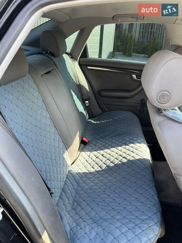 Седан Audi A4 2001 в Самборе