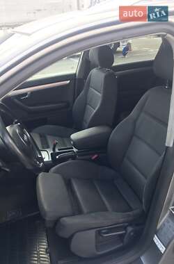 Универсал Audi A4 2003 в 