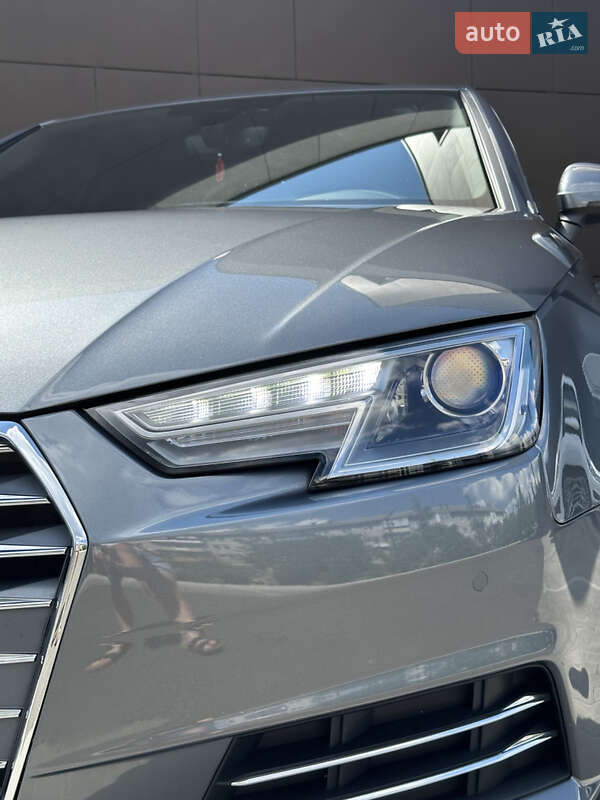 Седан Audi A4 2016 в Києві