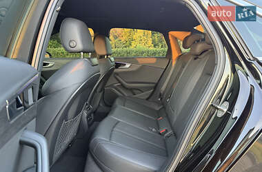 Седан Audi A4 2022 в 