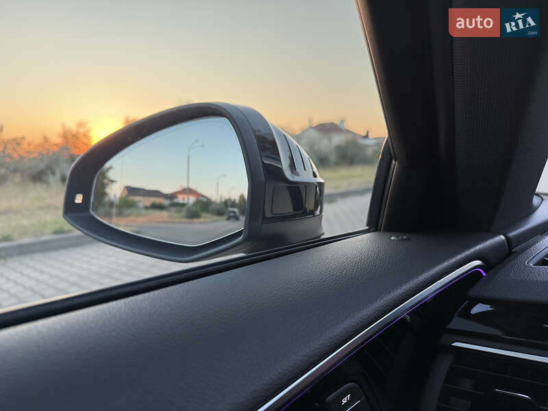 Седан Audi A4 2022 в Одесі