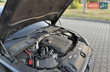 Седан Audi A4 2022 в 