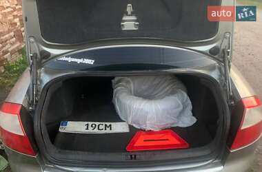 Седан Audi A4 2001 в 