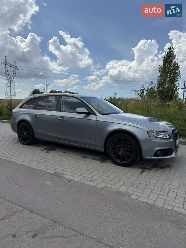 Універсал Audi A4 2010 в Луцьку