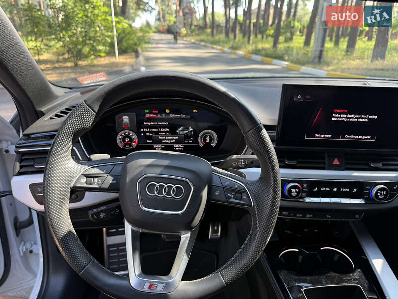 Седан Audi A4 2020 в Києві