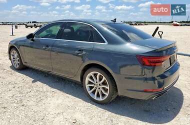 Седан Audi A4 2018 в 