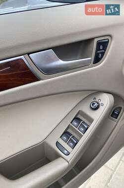 Седан Audi A4 2012 в 