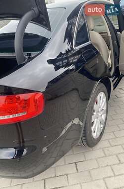 Седан Audi A4 2012 в 