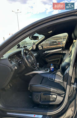 Седан Audi A4 2012 в 