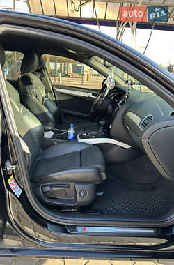 Седан Audi A4 2012 в 