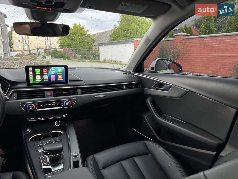 Седан Audi A4 2016 в Мукачево