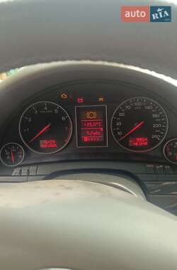 Универсал Audi A4 2003 в 