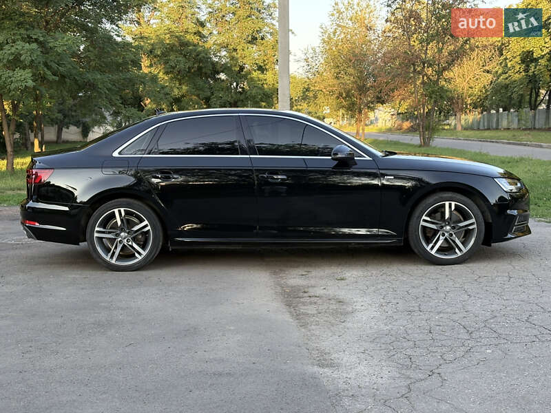 Седан Audi A4 2017 в Харькове