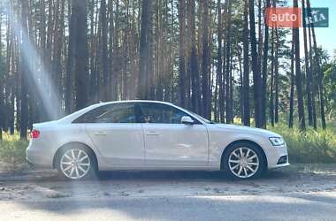 Седан Audi A4 2012 в 