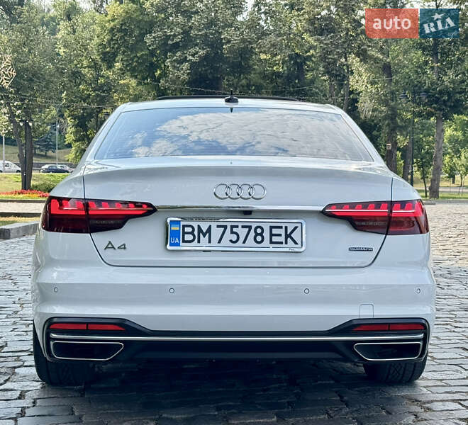 Седан Audi A4 2022 в Киеве