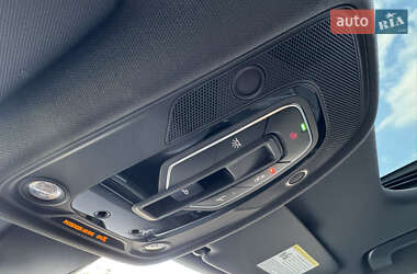 Седан Audi A4 2022 в 