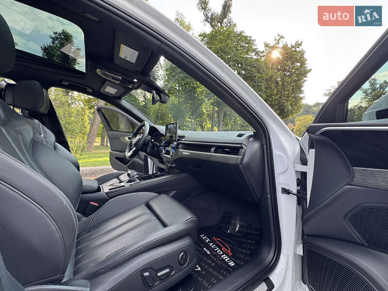Седан Audi A4 2022 в Киеве