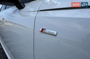 Седан Audi A4 2022 в 