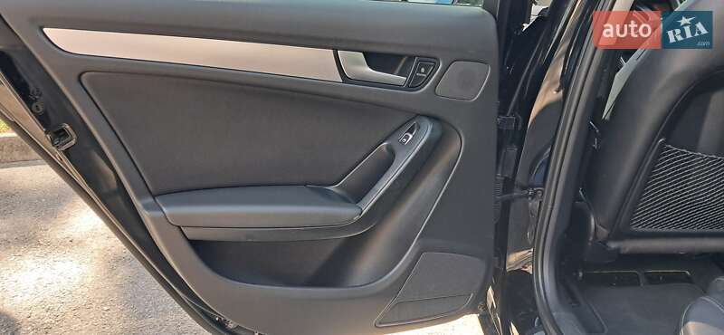 Седан Audi A4 2013 в Чернигове