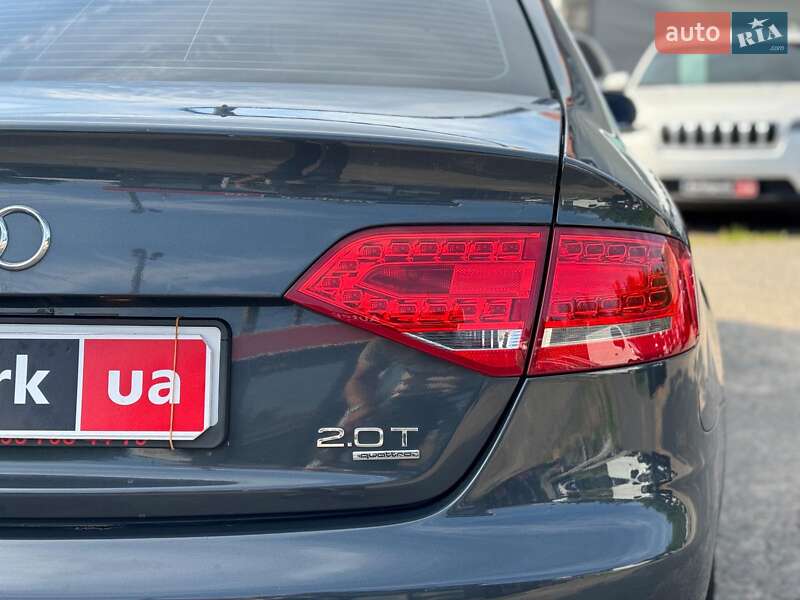 Седан Audi A4 2010 в Виннице