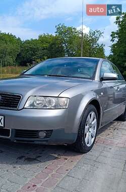 Седан Audi A4 2002 в Львове