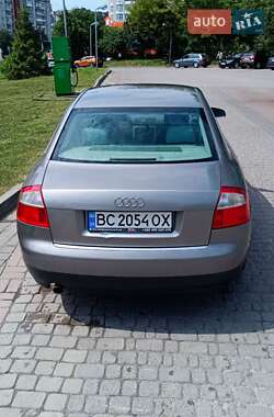 Седан Audi A4 2002 в 