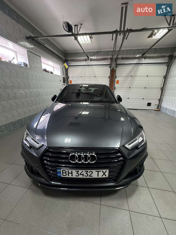 Audi A4 2019