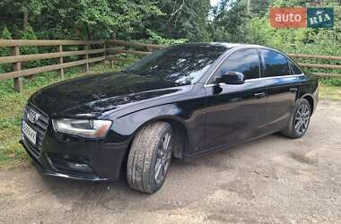 Седан Audi A4 2013 в 