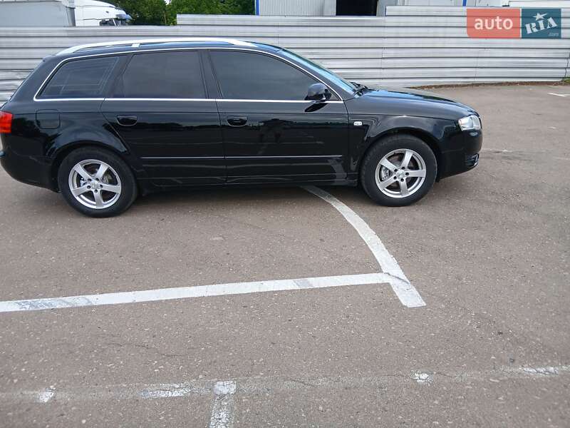 Универсал Audi A4 2004 в Ровно