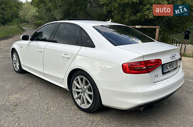 Седан Audi A4 2015 в 