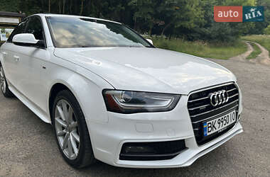 Седан Audi A4 2015 в 