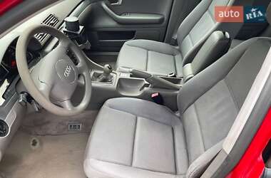 Универсал Audi A4 2002 в 