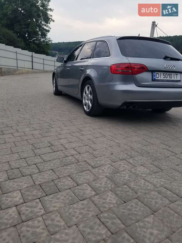 Универсал Audi A4 2011 в Бучаче