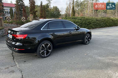 Седан Audi A4 2015 в 
