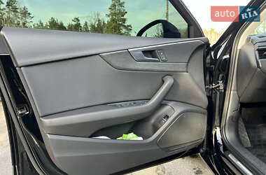 Седан Audi A4 2015 в 