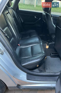 Седан Audi A4 2001 в 