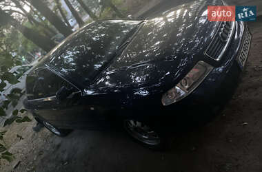 Седан Audi A4 1999 в Умані