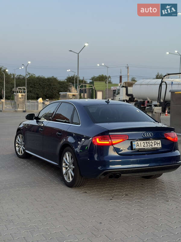 Седан Audi A4 2014 в Киеве