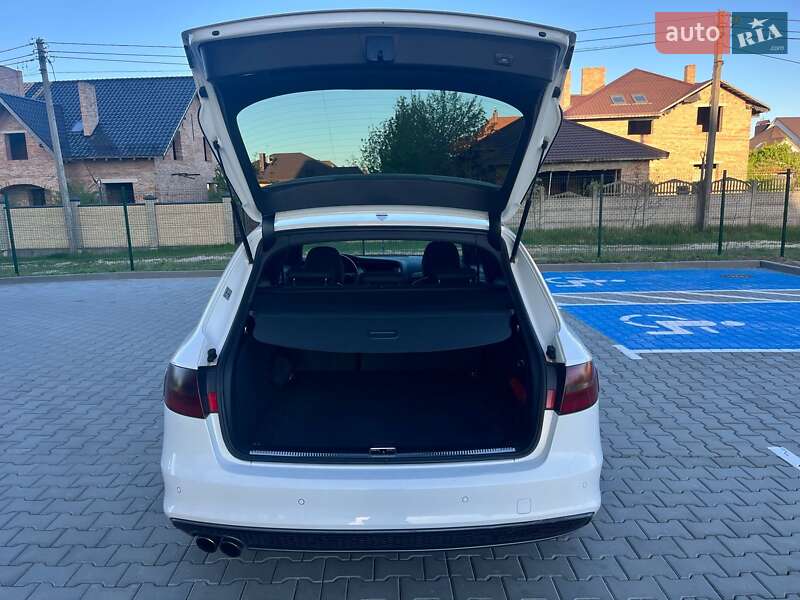 Універсал Audi A4 2014 в Луцьку