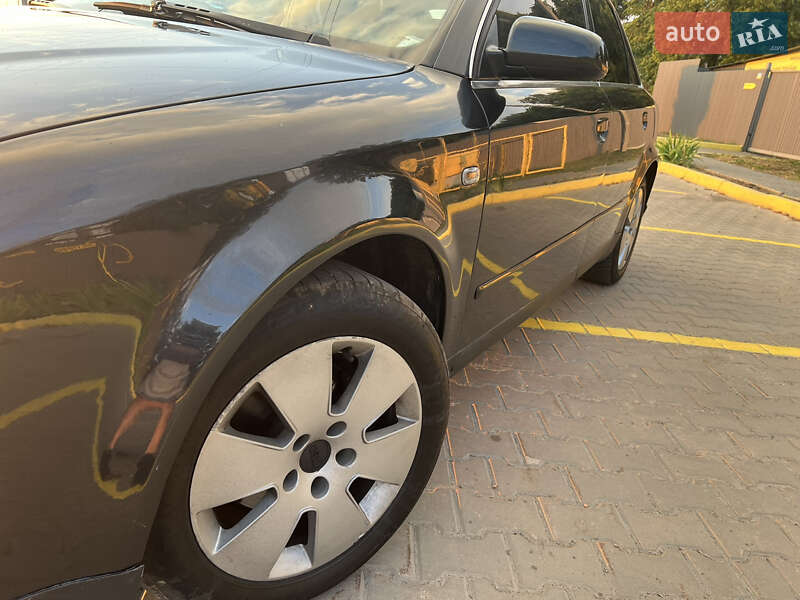 Седан Audi A4 2001 в Полтаве