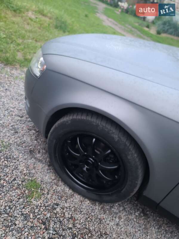 Седан Audi A4 2006 в Нежине