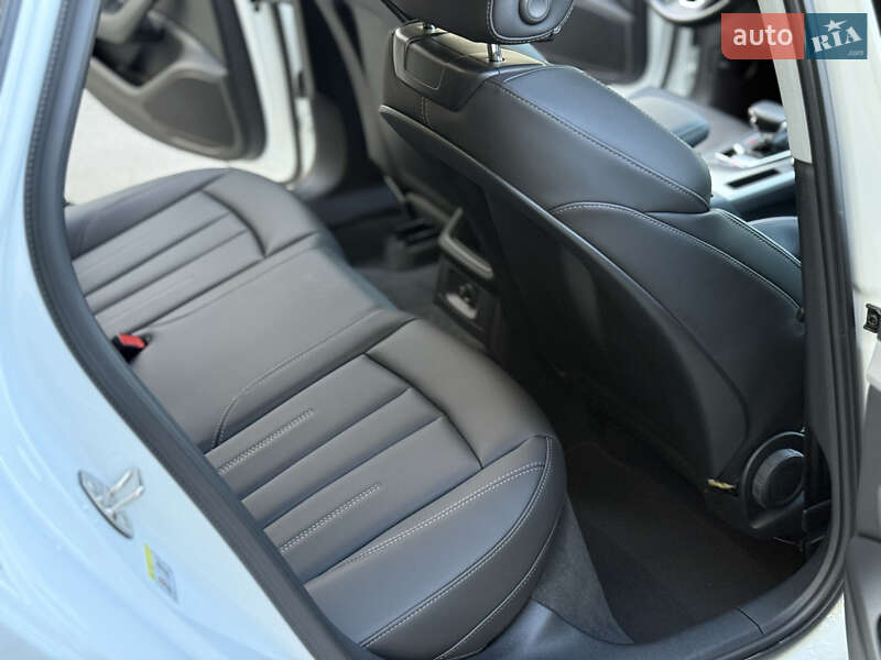 Універсал Audi A4 2019 в Вінниці