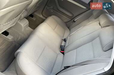 Седан Audi A4 2006 в 